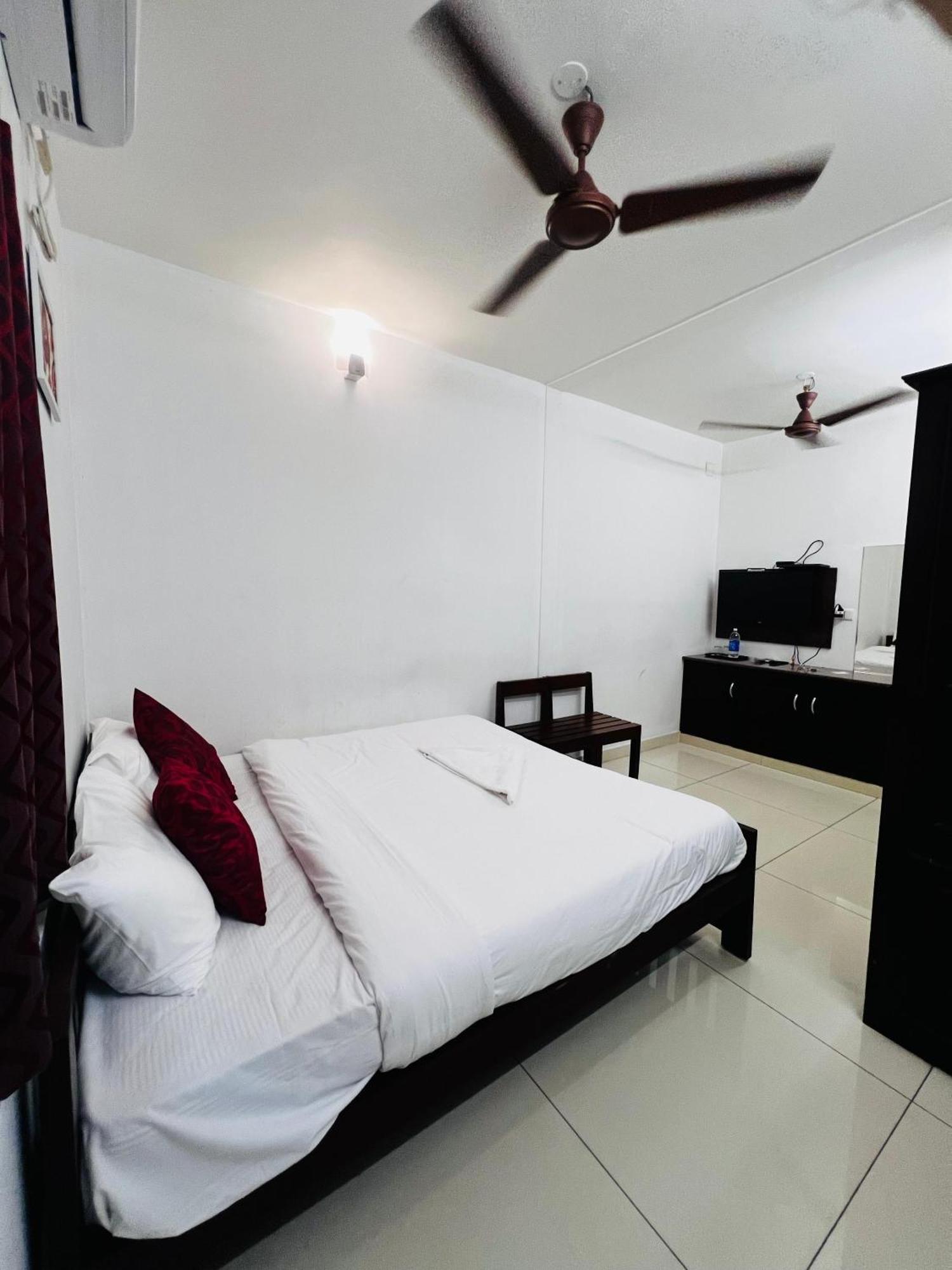 White House Inn Kochi ภายนอก รูปภาพ